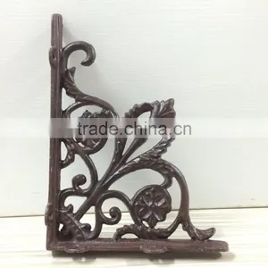 Custom High Quality Antique Triangle Cast Iron Wall Bracket thumbnail-1