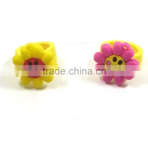 Wholesale Cute Candy Color Custom Shaped Kids Rubber PVC Finger Rings thumbnail-2