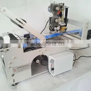 LT-50D Semi-Automatic Round Bottle Label Machine With Date Printer thumbnail-3
