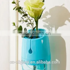 Multicolor Transparent Wall-hanging Plastic Vase thumbnail-3