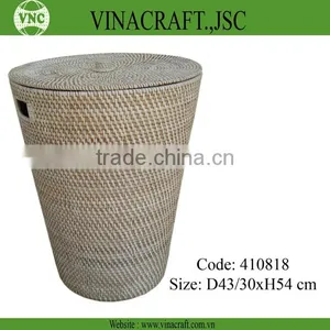 Natural Rattan Laundry Basket With Lid and Hole Handles thumbnail-1