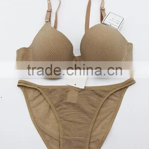 Sexy and Comfortable Bra Set High Quality Ladies Striated Sexy Panty and Bra Sets thumbnail-2