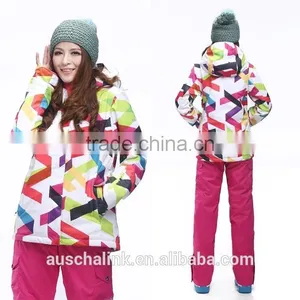New Style Winter Outdoor Ladies Waterproof and Windproof Ski Jacket thumbnail-3