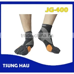 Color Running Wool Five Toe Socks thumbnail-1