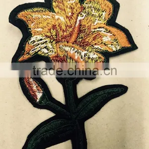 Manufacturer Machine Make Embroidery Flower Applique for Sweater thumbnail-3