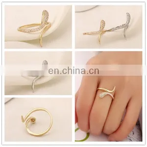 Delicate Snake Zircon Cuff Ring Cluster Sparkling Ring Fashion Engagement Jewelry thumbnail-1