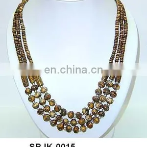 Pearl Necklace thumbnail-6