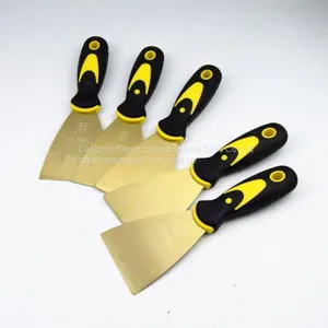Brass Putty Knife thumbnail-1