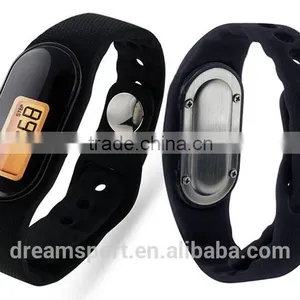 Mini Pedometer Bracelet Wristband Step Counter With Silcone Band DP-888 thumbnail-3