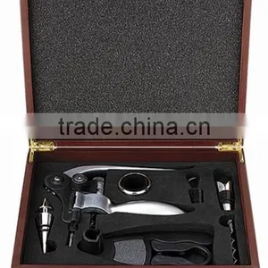 Wine Set With Wine Corkscrew and Wine Stopper thumbnail-1