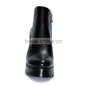 Ladies Fashion Leather Ankle Boots thumbnail-2