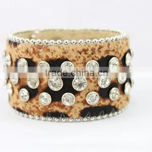 2014 Leather Cord Wrapped Beraded Bracelet Cheap Prices thumbnail-1