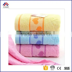 Bright Color Heart Shape Jacquard Towel thumbnail-1