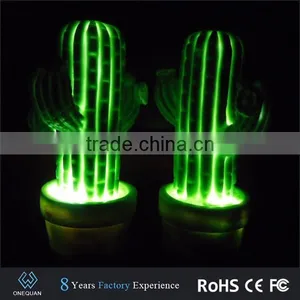Eco-friendly Portable Mini Night Light Cactus Shaped Green Lamp thumbnail-5