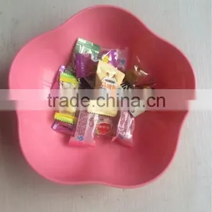 Plastic Flower Shape Candy Plate thumbnail-1