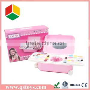 Mini Girls Make up Set Toy in Color Box thumbnail-1