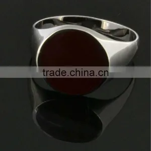 Mens Wedding Ring thumbnail-1