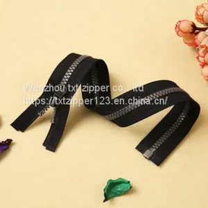 #3 #5 #8 #10 #15 #20 Plastic Zipper With Triangular Teeth Open End thumbnail-3