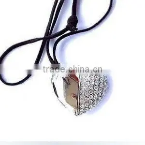 Metal Diamond Heart Shape Usb Flash Drive thumbnail-2