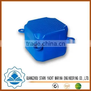 Plastic Modular Floating Dock thumbnail-2