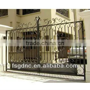 Elegant Iron Gate Design thumbnail-1