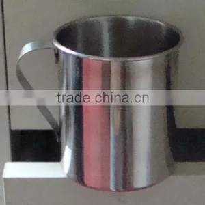 Ceramic Coffee Mug With Silicone Lid thumbnail-1