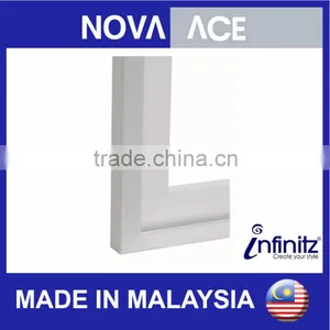 Contemporary Door Frame Selecting Well thumbnail-1
