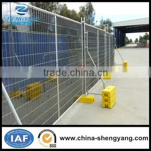 Frame Finished Temporary Fencing With Signage thumbnail-2