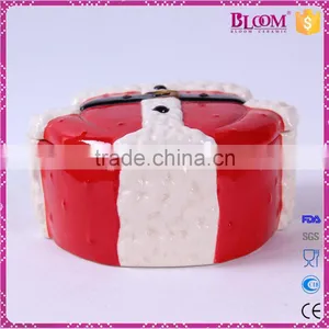 Xmas Clothes Design Ceramic Christmas Gift Box thumbnail-3