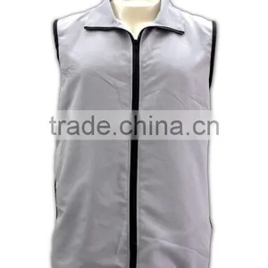 China Manufactory High Quality Light Color Tailored Unique Pocket Work Vest thumbnail-2