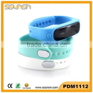 2016 New Style Radio Controlled Wristband, Sport Bluetooth Wristband, Silicone Wristband From Factory thumbnail-1
