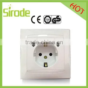 High Quality 2 Gang Double European Power Wall Plate Socket Outlets With Mobile Phone Charger 2 USB Ports thumbnail-2
