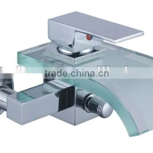 Single Lever Tempered Glass Bathtub Faucet thumbnail-1