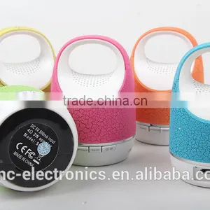 2016 Portable Fashion Handle Design Led Crackle Custom Logo Printing Wireless Mini Speaker thumbnail-1