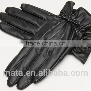Hot Selling Outdoor Winter Warm PU Leather Touch Screen Gloves For Ladies thumbnail-3