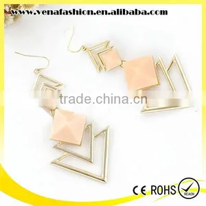 Popular Fashion Jewelry in Europe Teenage Dubai Triangle Earring thumbnail-4