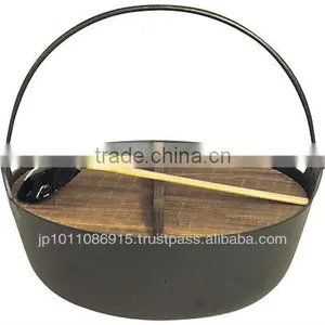 Iron Jumbo Inaka Nabe Cooking Pots With Wooden Ladle thumbnail-1