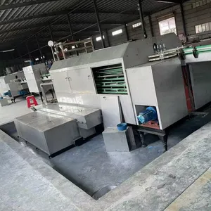 Custom Glass Bottle Carbonated Beverage Filling and Labeling Machine thumbnail-2