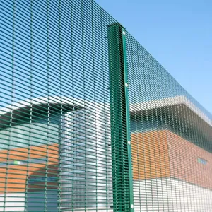 2025 New Style Hot Dip Galvanized 14 Gauge Wire Mesh Black Fence Panels 1 2 Inch Fencing Coated Welded Wire 1x1 Wire Mesh Panels thumbnail-6