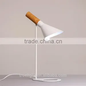 Desk Lamp for Trophy Pro Wooden Steel E27*1 Table Lamps China Supplier thumbnail-1