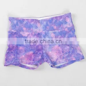 Trade Assurance 2016 OEM Compression Material Ladies Fitness Wear Sports Shorts for Women thumbnail-1