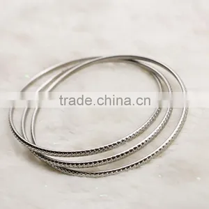 European American Textured Stainless Steel 3pcs Thin Silver Bangle Bracelet thumbnail-5