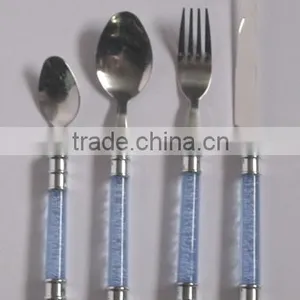 24 Pieces Stainless Steel Cutlery Set thumbnail-2