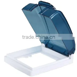 Offer Engineering Plastic PC Polycarbonate Injection Molding thumbnail-2