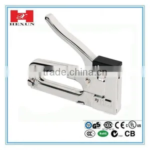 High Quality Heavy Duty Steel Manual Staple Gun thumbnail-1