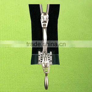 Low Price Double Sliders Plastic Zippers for Luggage/customized Length thumbnail-5