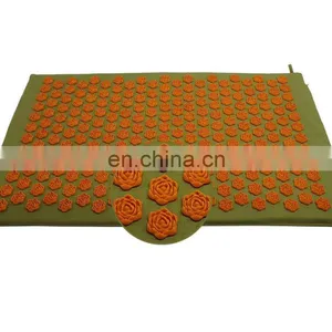 Flower Shape Spike Without Glue on Duck Canvas Acupressure Foot Mat thumbnail-2
