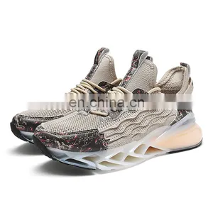 Factory Outlet Christmas Design Wholesale High Quality Men's Jogging Track and Field Breathable Customized Casual Sports Shoes thumbnail-1