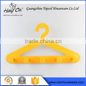 China Export Supplier Color Pvc Coated Iron Metal Hanger thumbnail-3