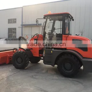 Telescopic 1.5 Ton Boom Loader With Pallet Fork thumbnail-2